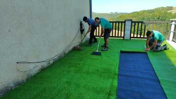 Pose de pelouse synthétique sur terrasse 